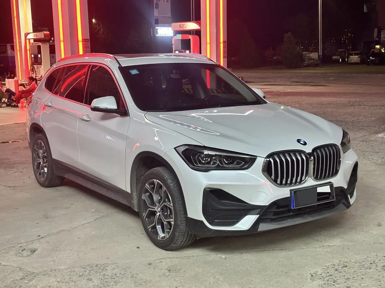 BMW 2021 X1 sDrive25Li 2.0T Leading Automatic Gear 3