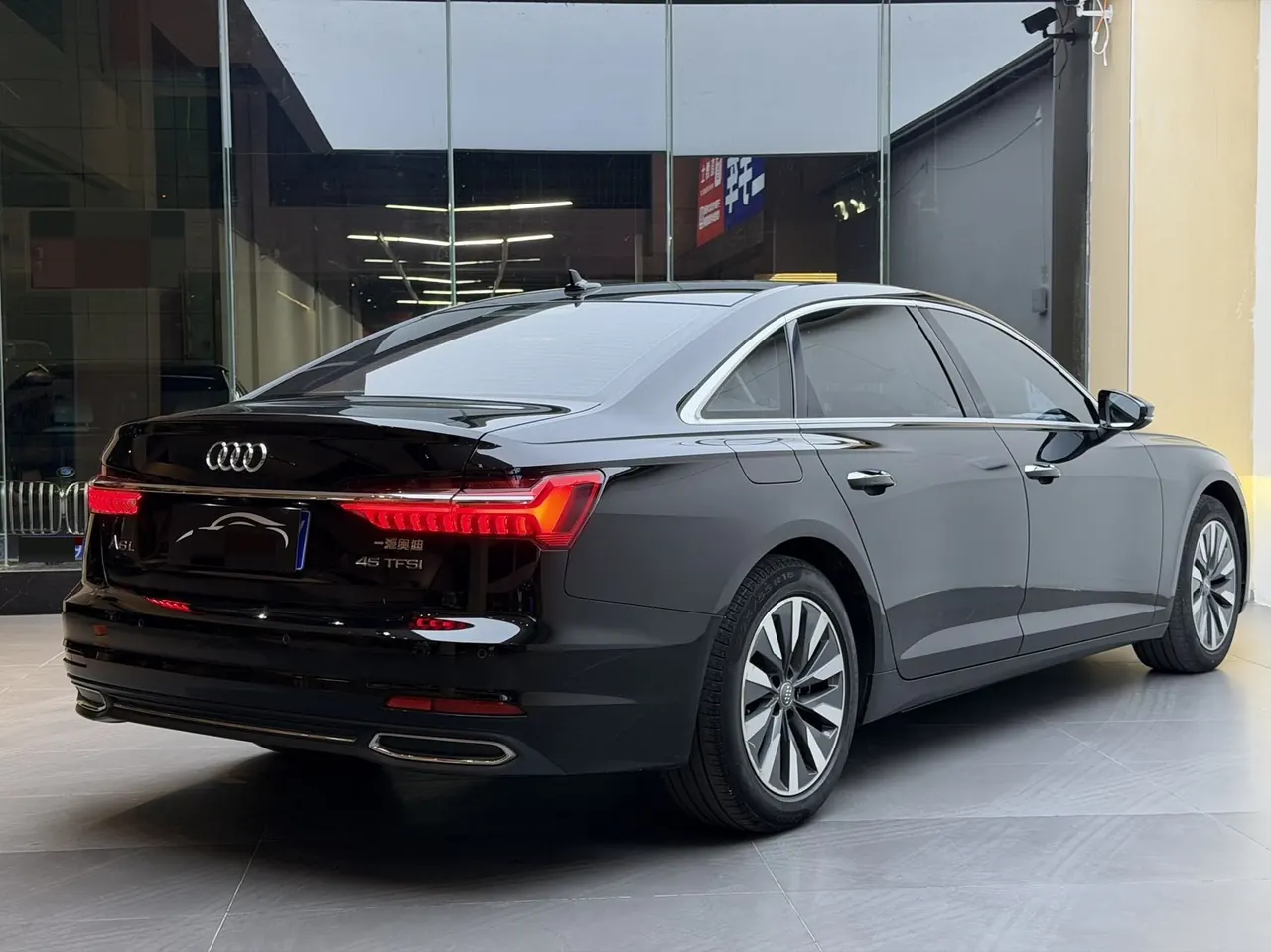 Audi 2021 A6L 2.0TFSI 45TFSI Zhenzhiya Automatic Gear 6