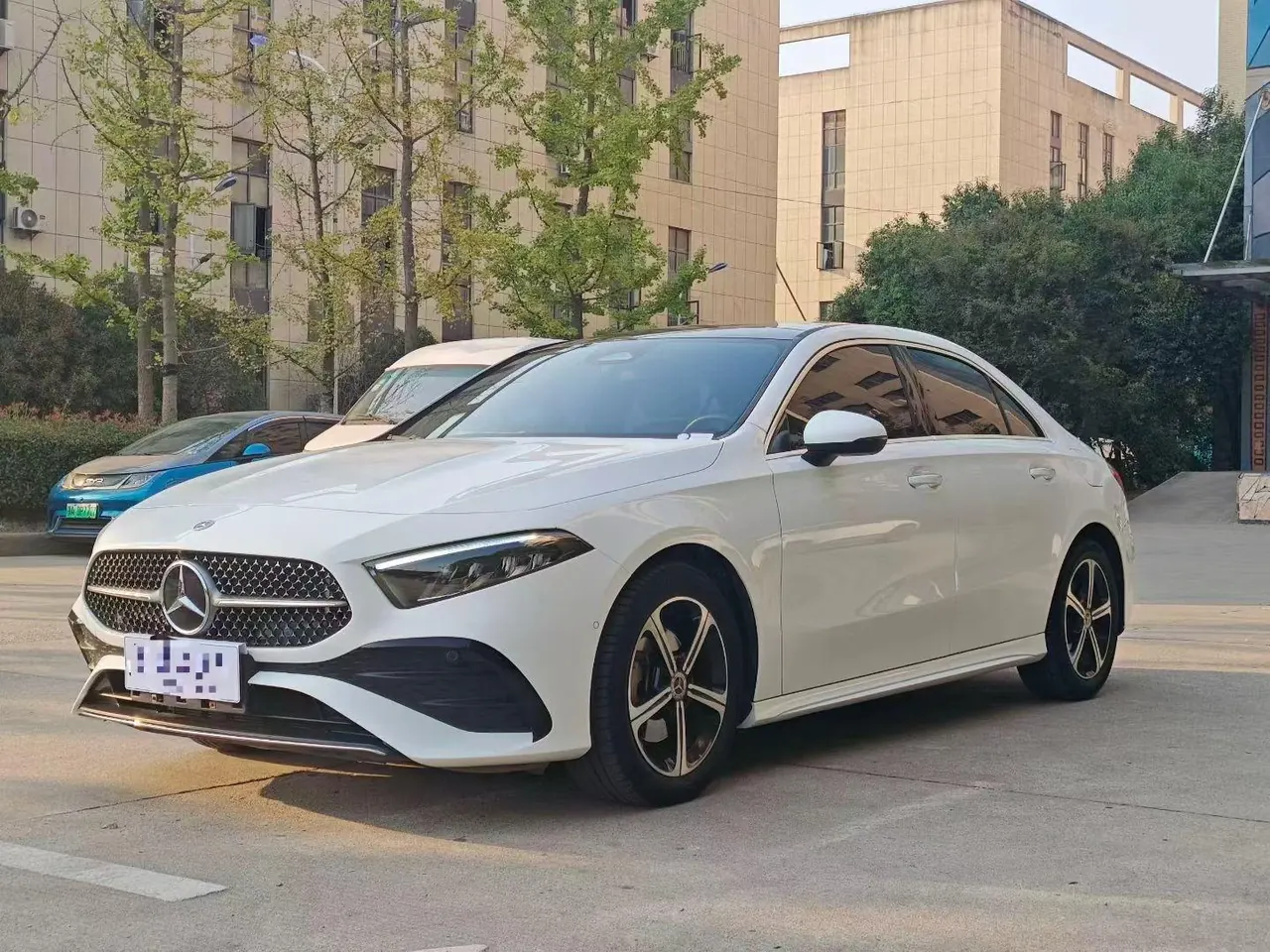 Mercedes Benz Class A 2023 A 200 L 1.3T Fashion Automatic Gear 4