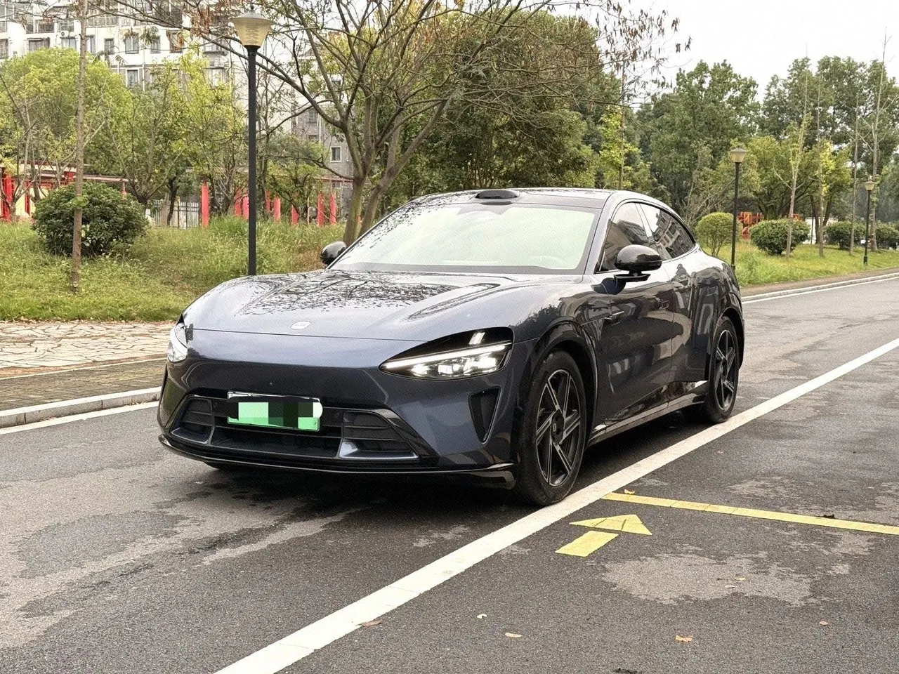 Open image lightbox: MI 2025 YU7 Long Endurance High Performance Four-wheel Drive Max Edition Automatic Gear