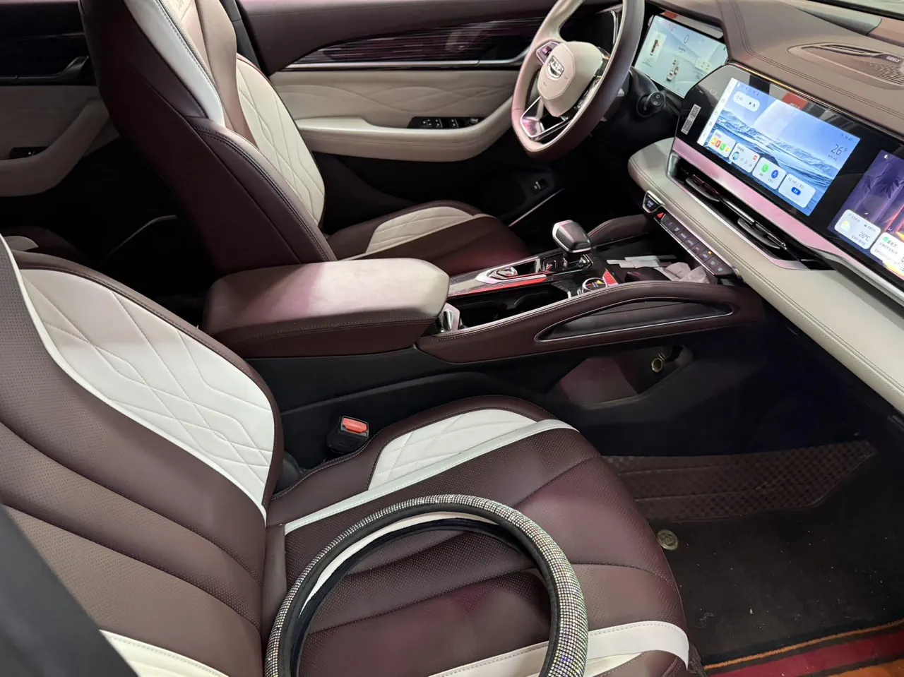 Geely 2021 XingyueL (Monjaro) 2.0TD EVO two-wheel drive distinguished automatic transmission 4