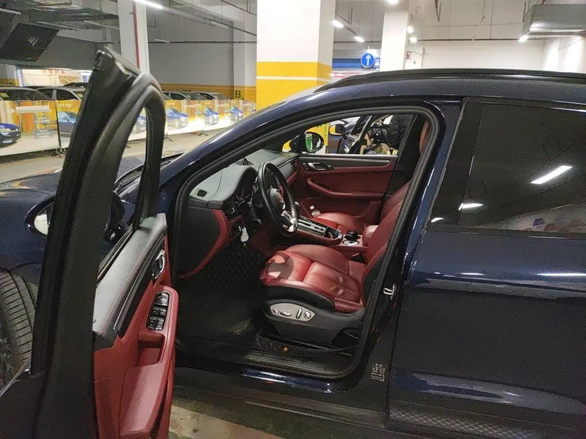 Porsche Macan (Imported) 2022 Macan 2.0T Automatic Gear 3