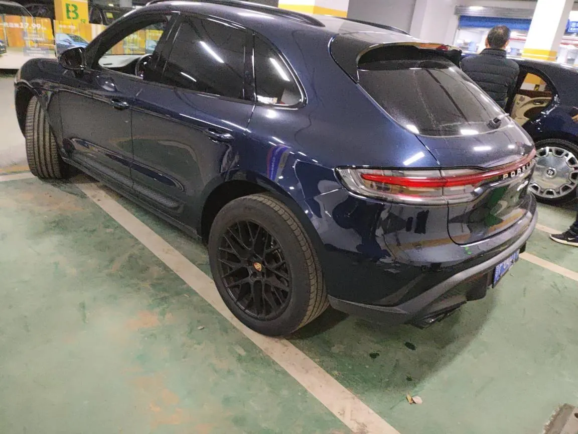 Porsche Macan (Imported) 2022 Macan 2.0T Automatic Gear 5