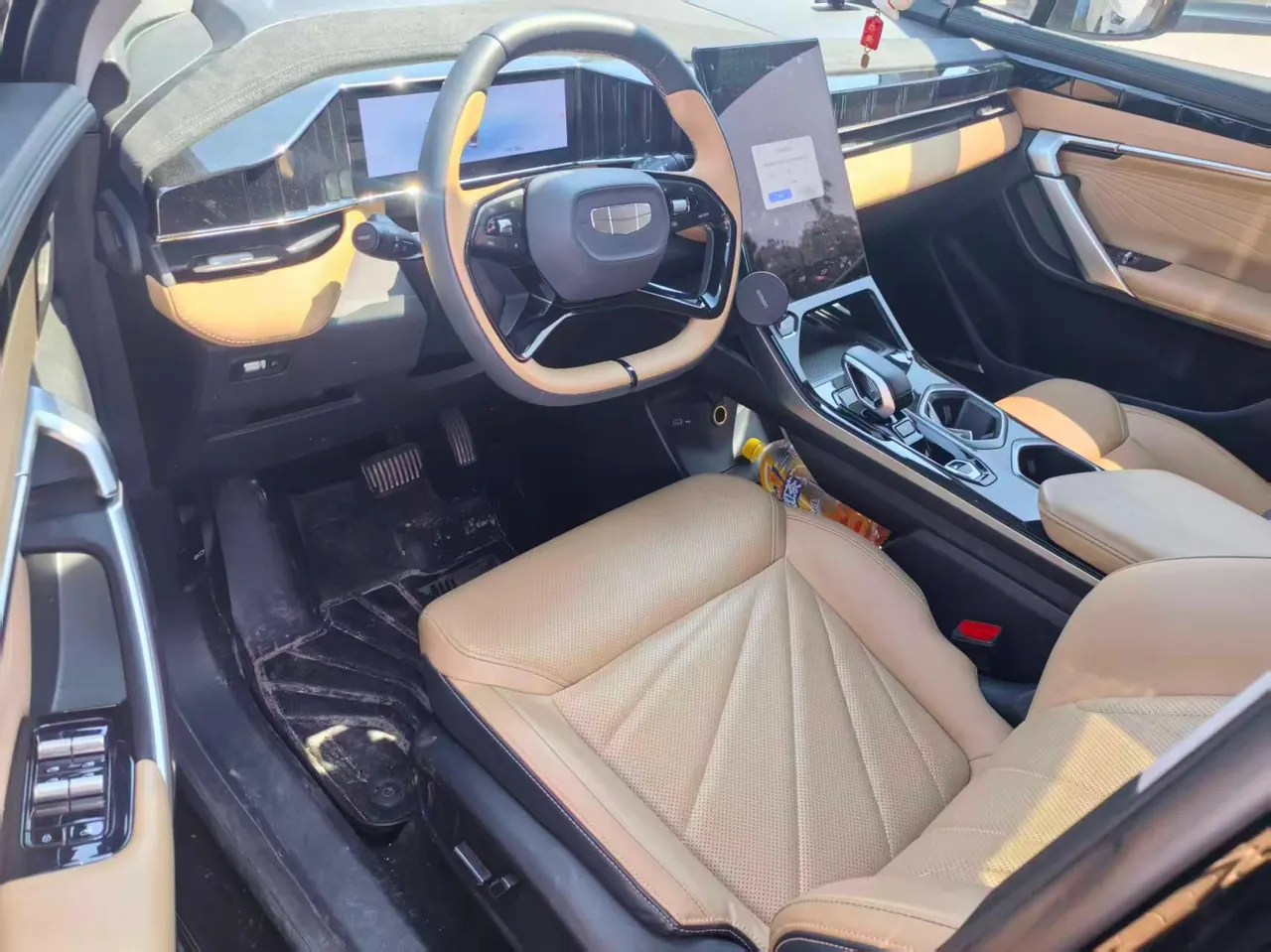 Geely 2023 Boyue L 1.5TD Honorable Automatic Transmission 5