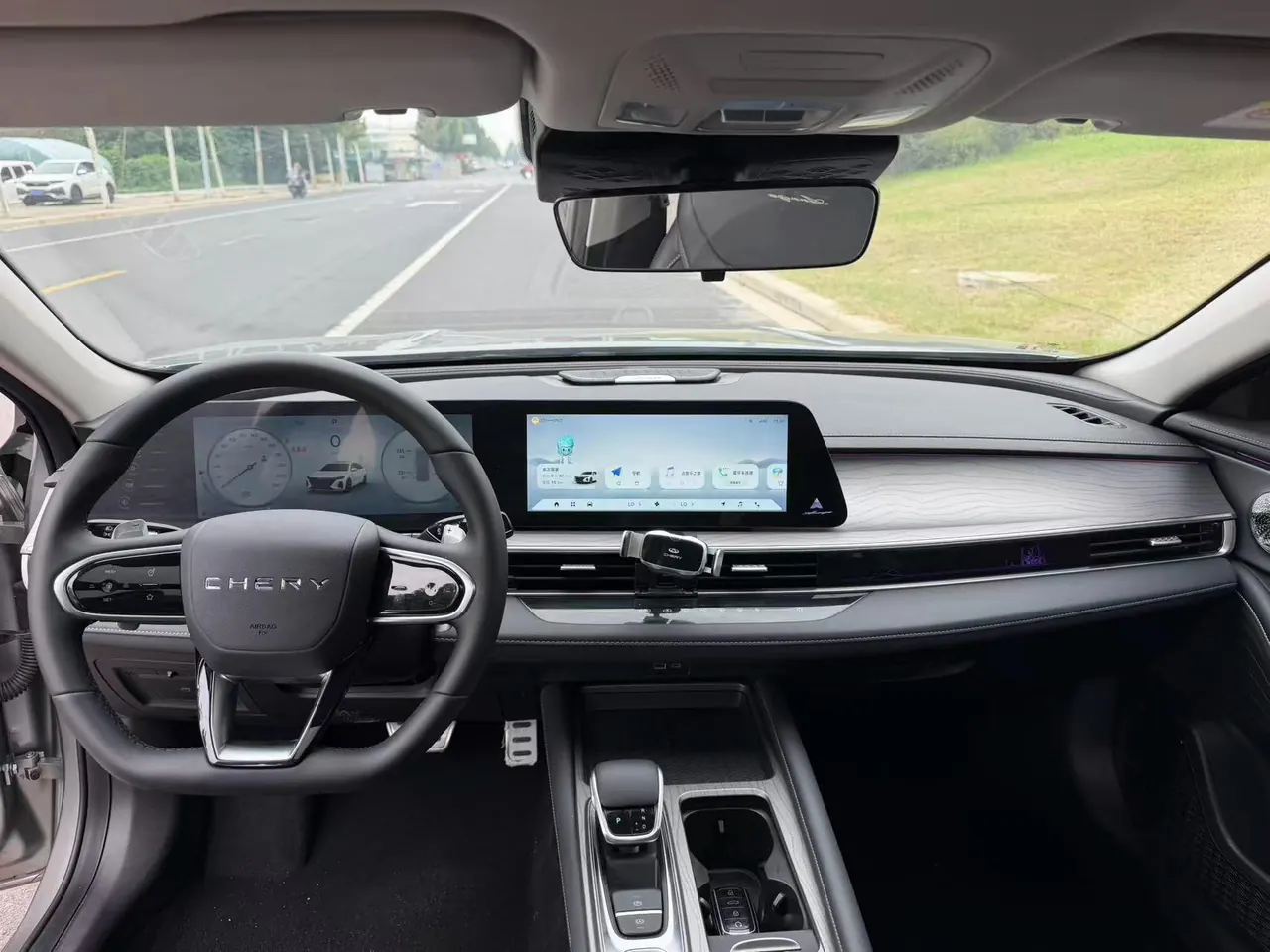 Chery 2025 Erez 8 2.0T automatic gear 6