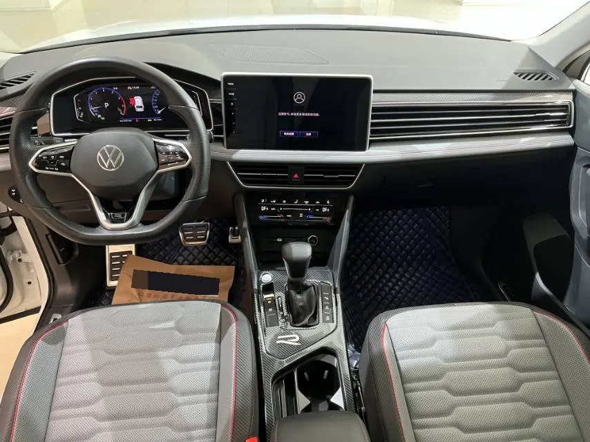 Volkswagen 2023 Tiguan L R-Line 2.0TSI 330TSI Two-Drive R-Line Ultimate Automatic Gear 17