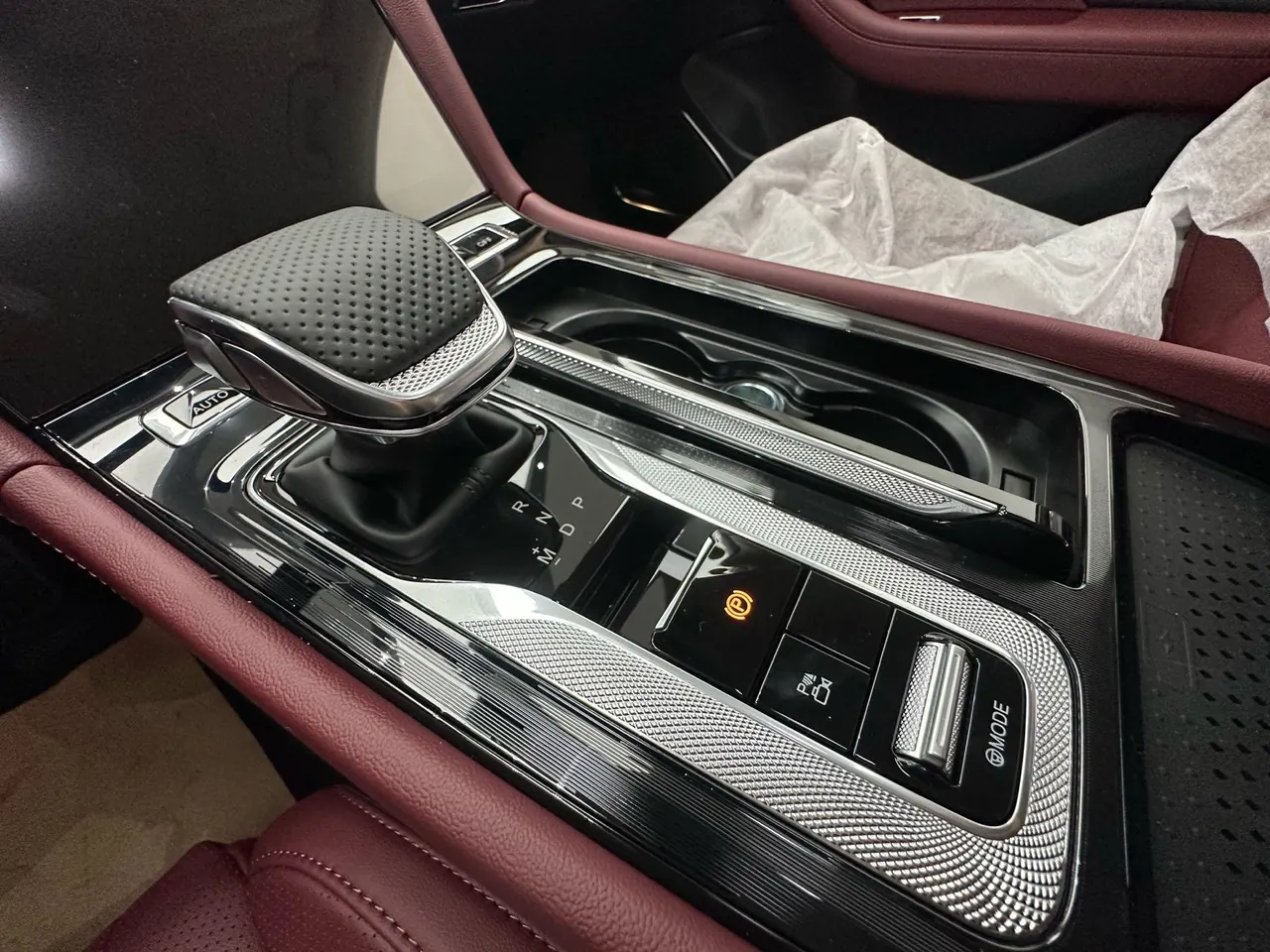 HongQi 2025 H5 2.0T Flag Chang 500000 Commemorative Automatic Gear 10