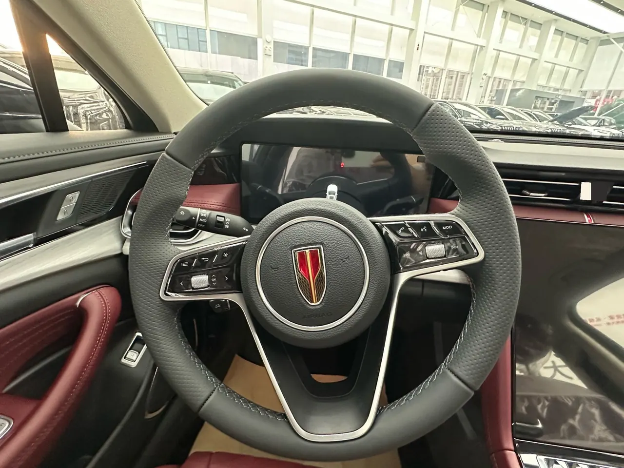 HongQi 2025 H5 2.0T Flag Chang 500000 Commemorative Automatic Gear 6