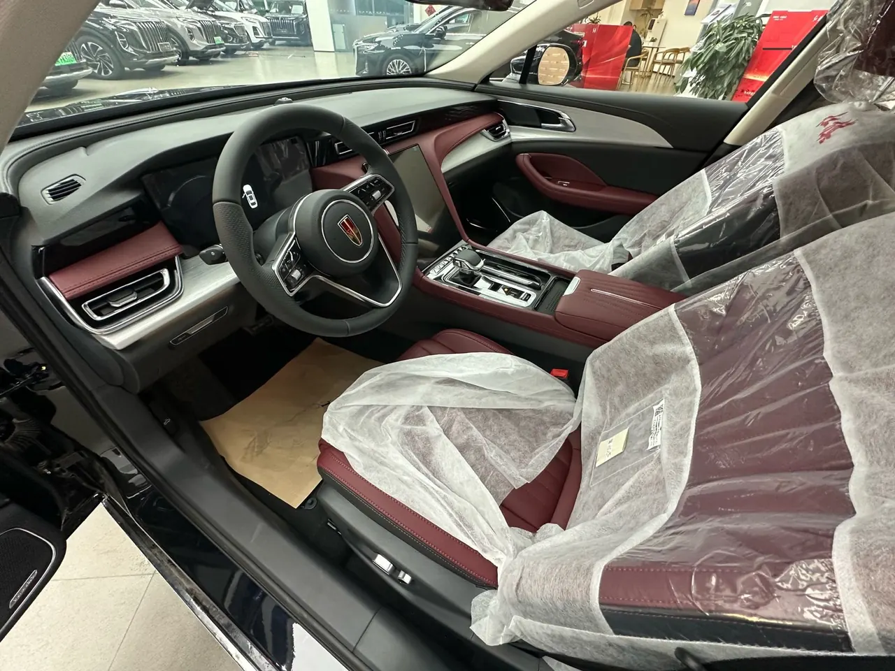 HongQi 2025 H5 2.0T Flag Chang 500000 Commemorative Automatic Gear 9
