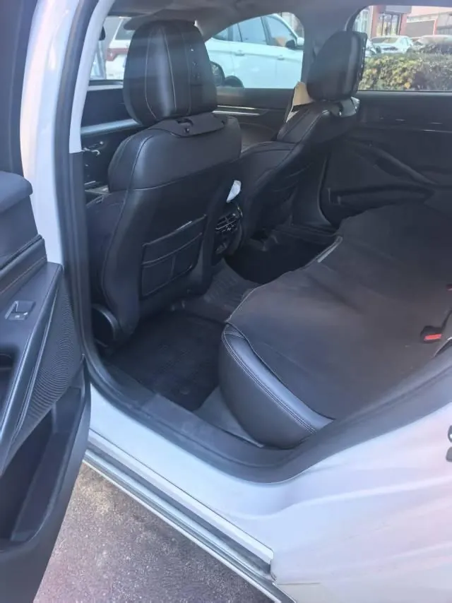 Ford 2022 Mondeo 2.0T EcoBoost 245 Luxury (Modified) Automatic Gear 5