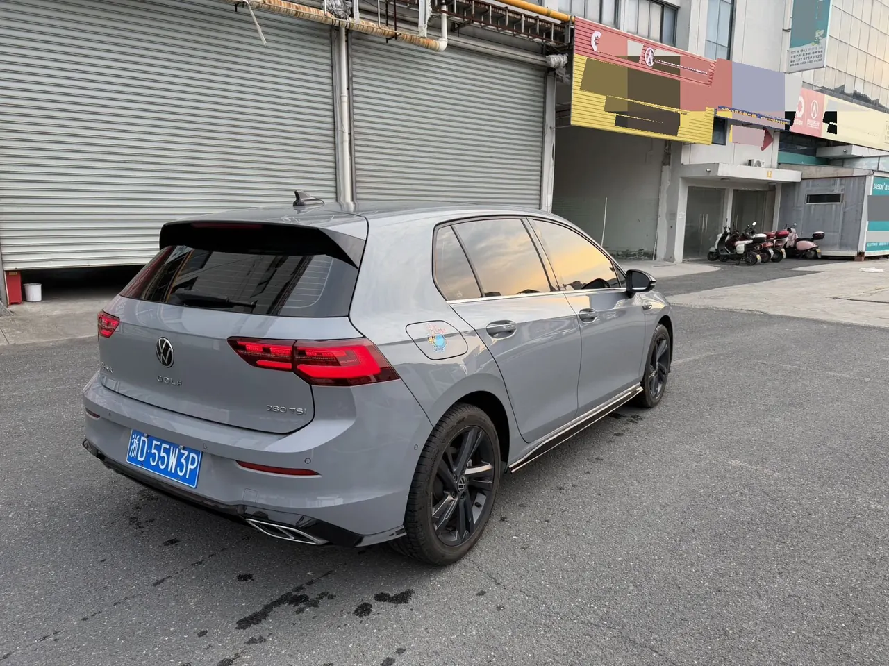 Volkswagen 2021 Golf 8 R-Line 1.4TSI 280TSI Automatic 6