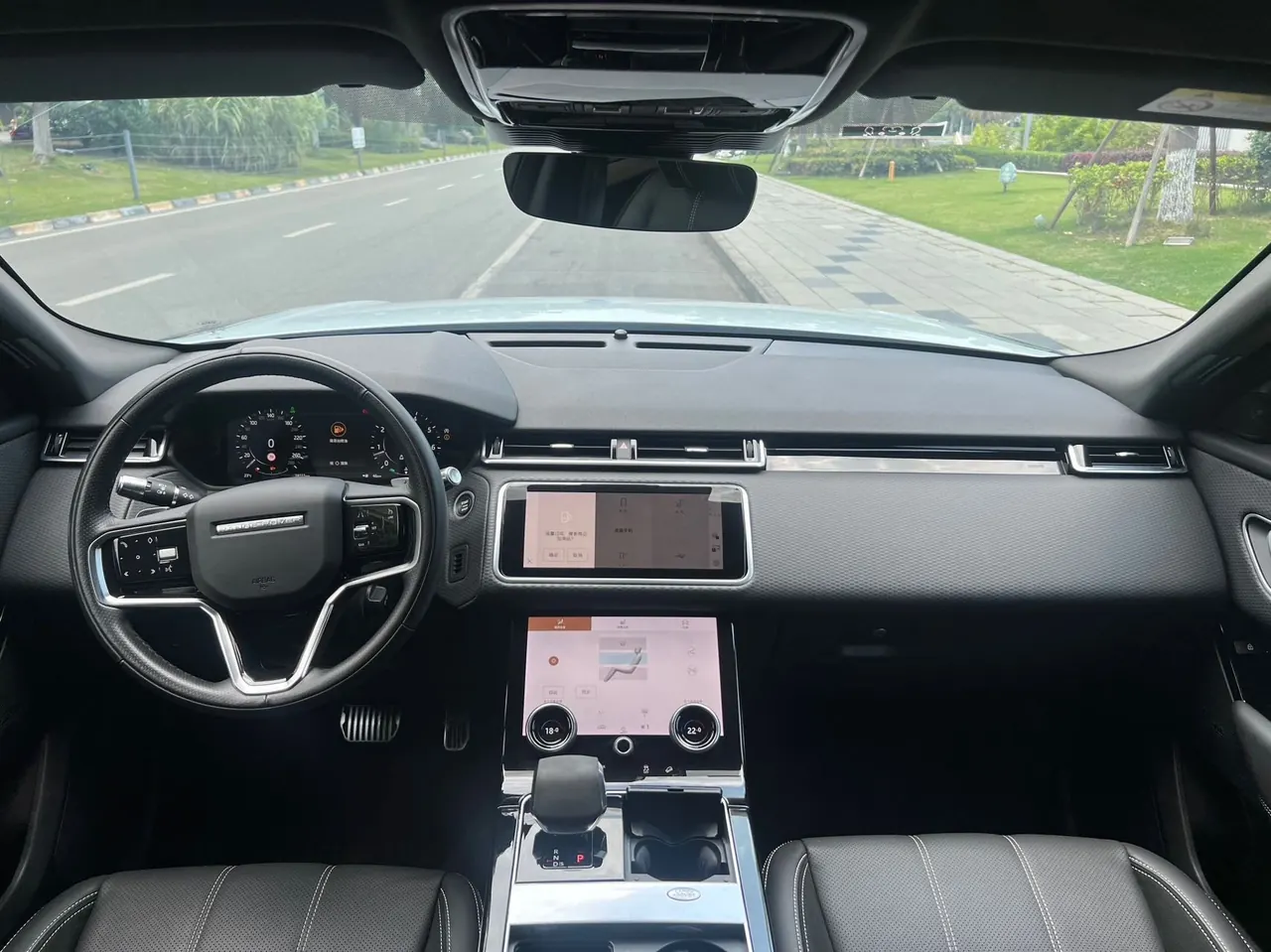 Land Rover Range Rover Star Vein (Imported) 2021 Range Rover Star Vein 2.0T P250 Black Collector's Edition Automatic Gear 16