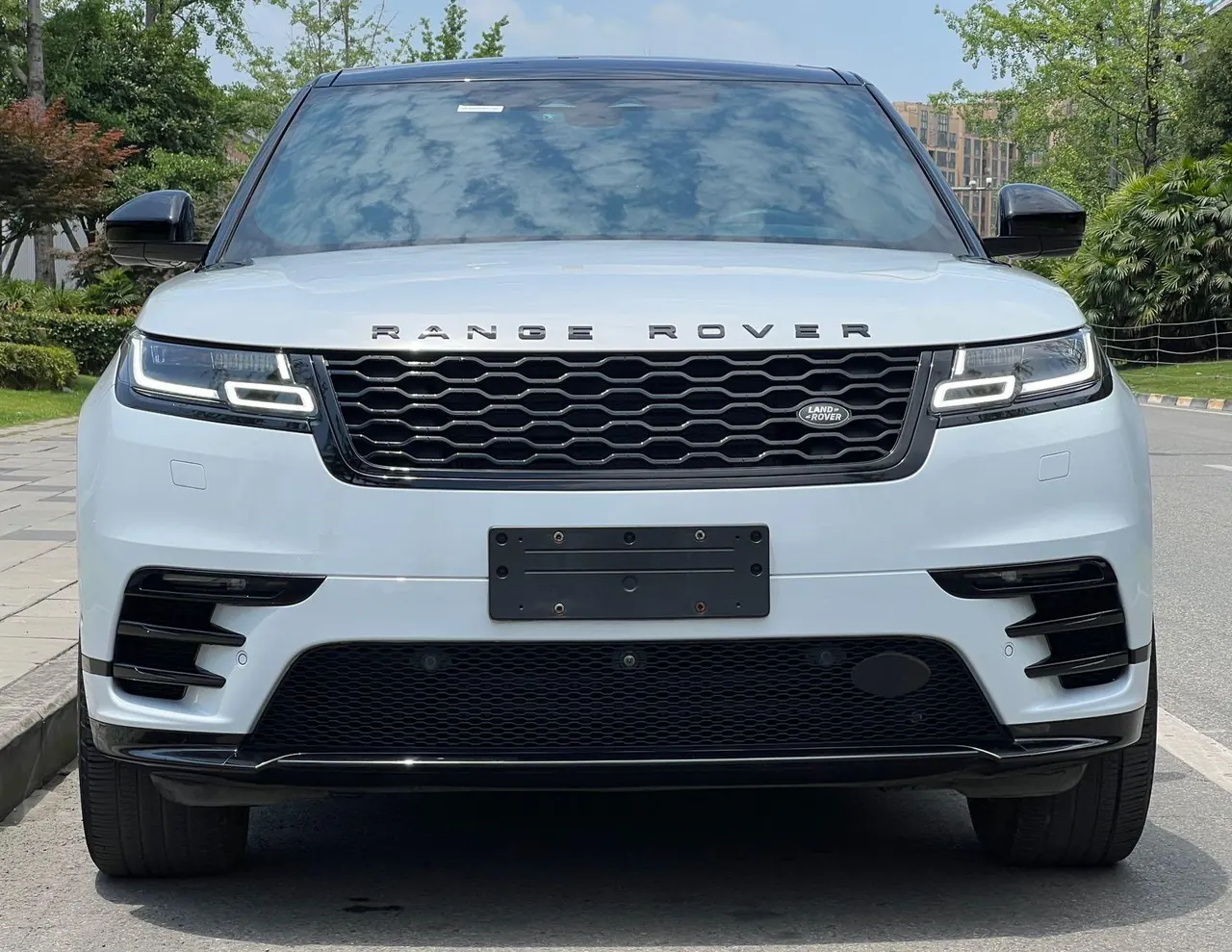 Land Rover Range Rover Star Vein (Imported) 2021 Range Rover Star Vein 2.0T P250 Black Collector's Edition Automatic Gear 2