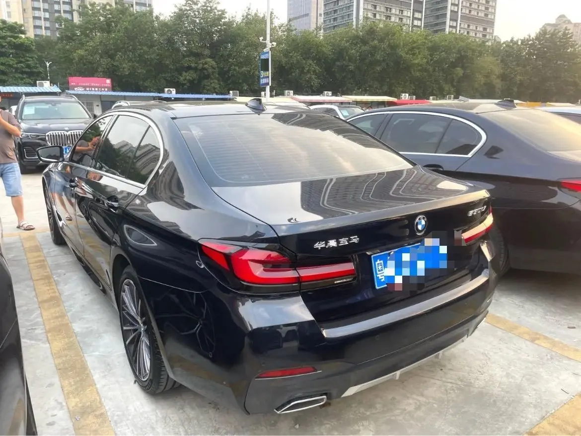 BMW 5 Series 2021 530Li 2.0T Leading M Sports Suit Automatic Gear 6