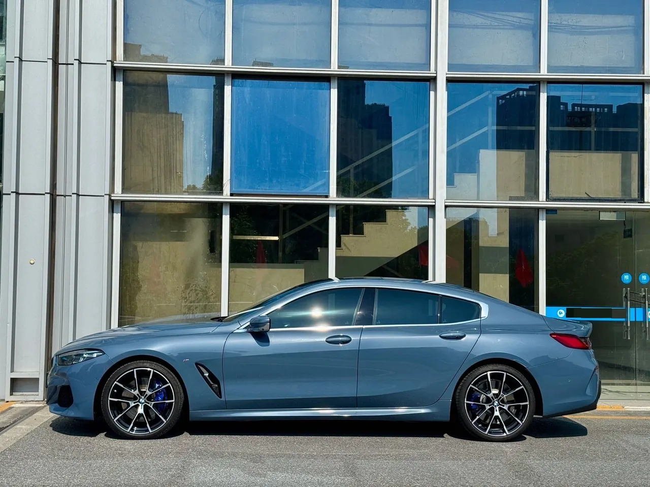 BMW 8 Series (Imported) 2021 840i xDrive Four-Door Coupe 3.0T M Sports Suit (Modified) Automatic Gear 3