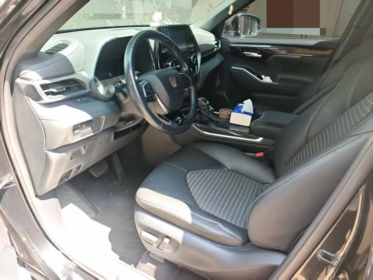 Toyota 2021 Crown Land Release 2.5 Stepless Four-wheel Drive Deluxe Edition Automatic Gear 3
