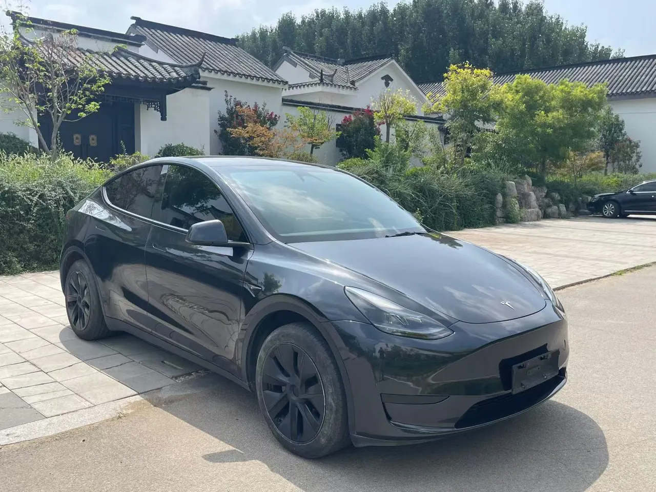 Tesla 2023 Model Y long endurance all-wheel drive version automatic transmission 2