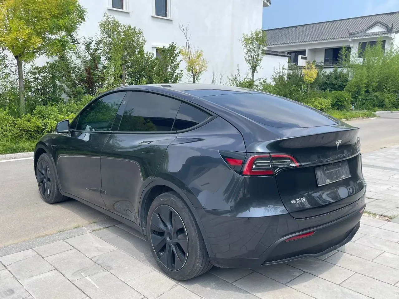 Tesla 2023 Model Y long endurance all-wheel drive version automatic transmission 5