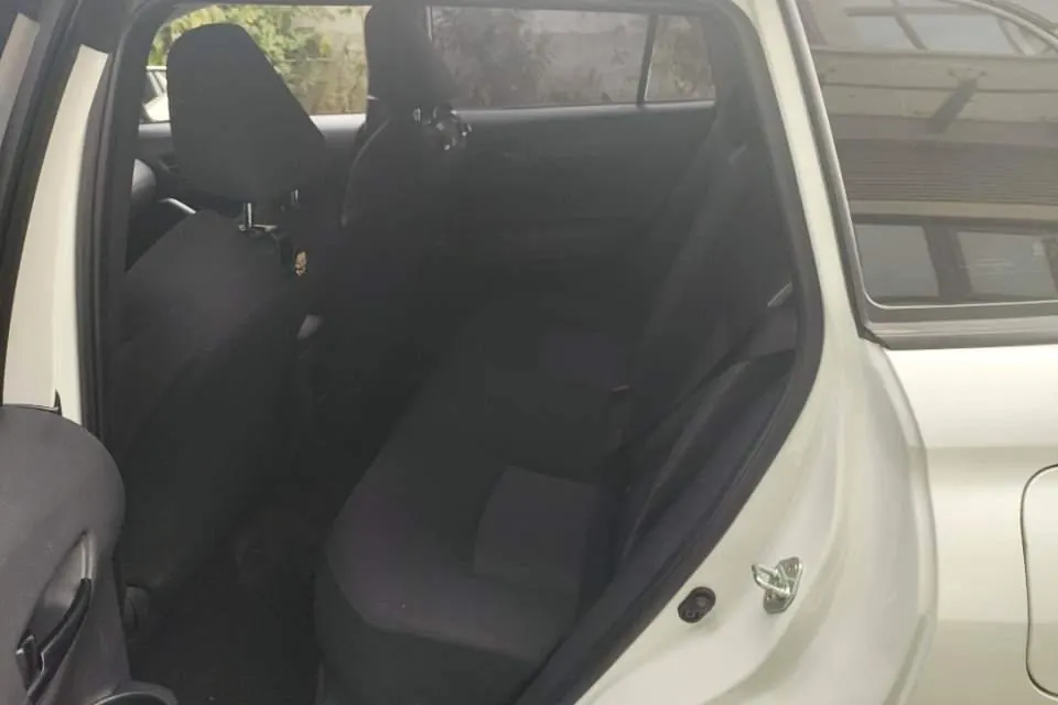 Toyota 2024 Front Landa 2.0 Stepless Elite Edition Automatic Gear 4