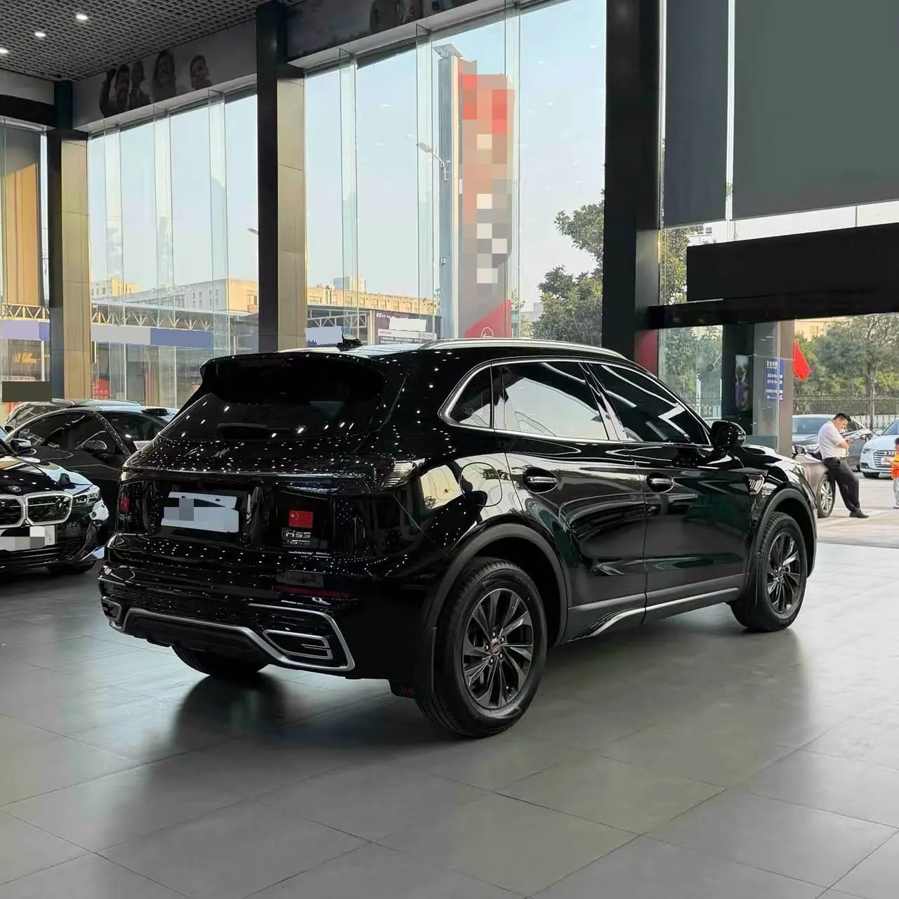 HongQi 2025 HS5 2.0T Two-Drive Flag Enjoy Pro Edition Automatic Gear 6