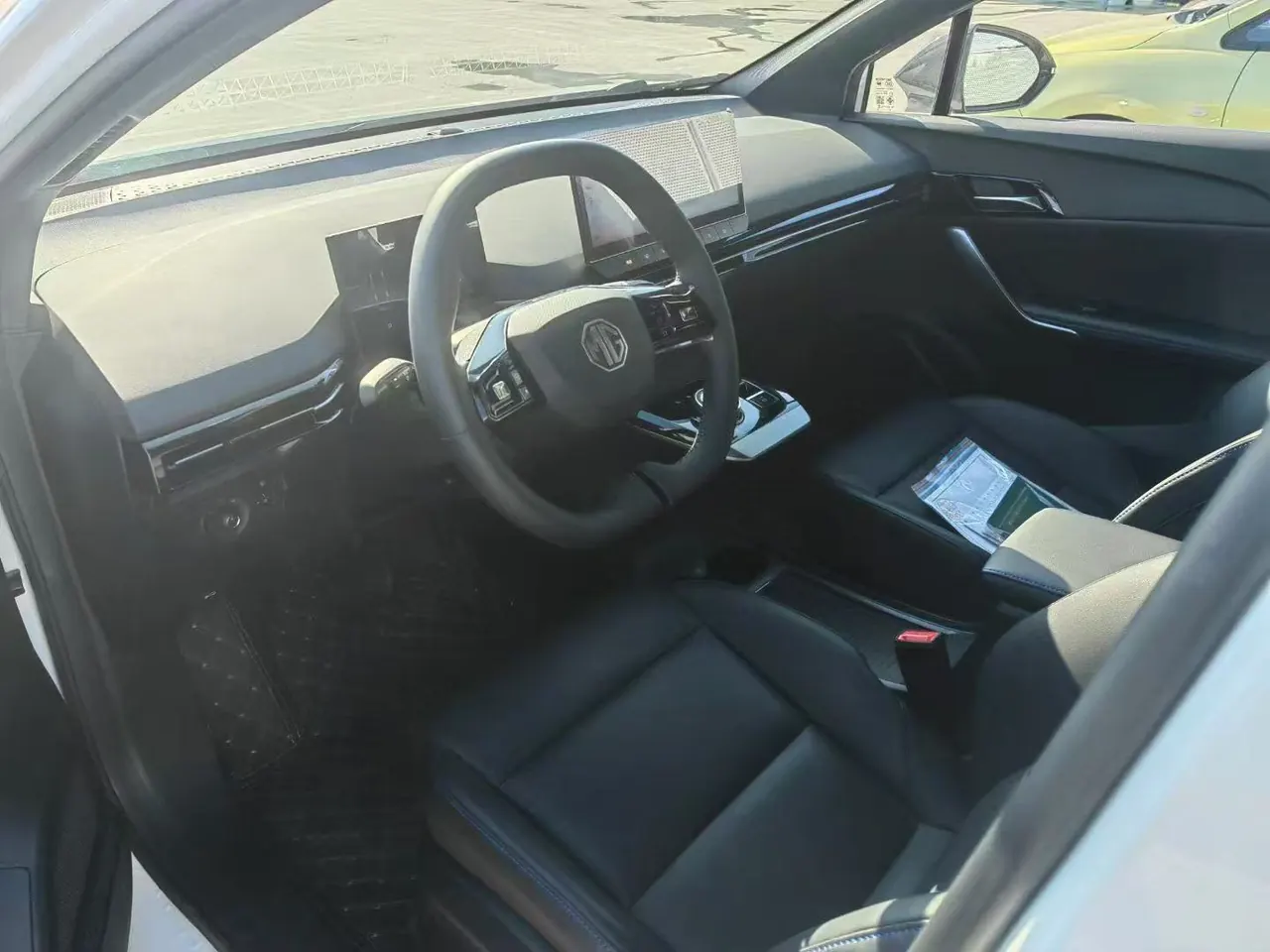 MG 2023 MG4 EV 415km Sea Champion Edition Automatic Gear 4