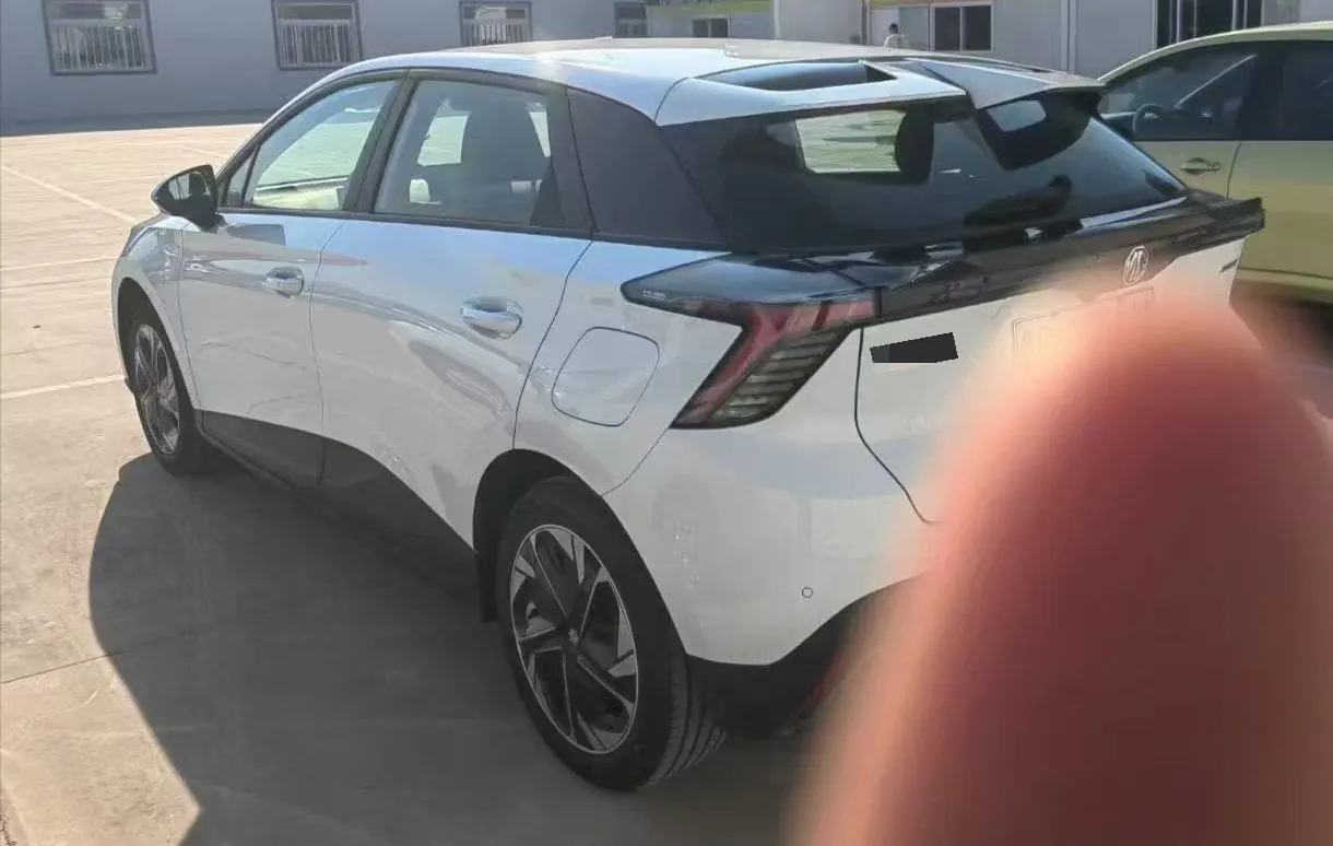 MG 2023 MG4 EV 415km Sea Champion Edition Automatic Gear 5