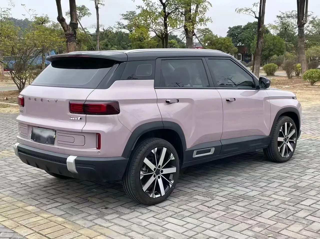 Geely 2023 icon 1.5TD chocolate alcohol version of automatic gear 4