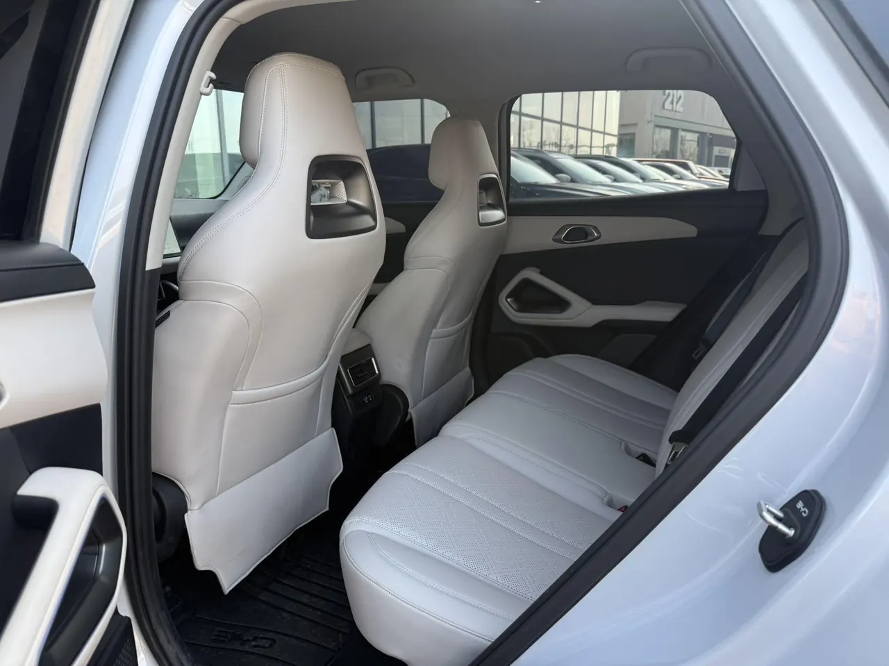 BYD 2025 Yuan UP Smart Driving 401KM Vital Automatic Gear 11