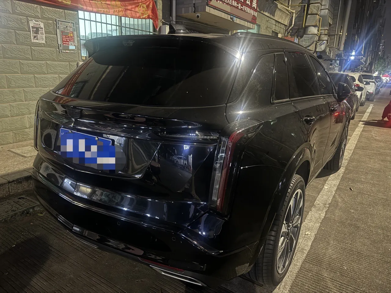 Cadillac 2025 XT5 48V 2.0T Platinum Automatic Gear 6