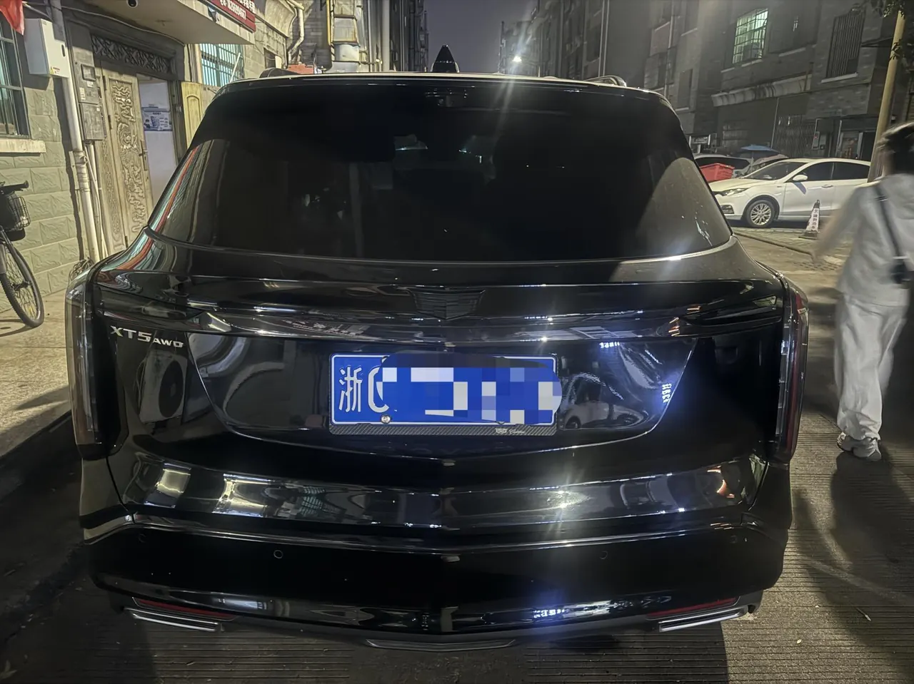 Cadillac 2025 XT5 48V 2.0T Platinum Automatic Gear 7