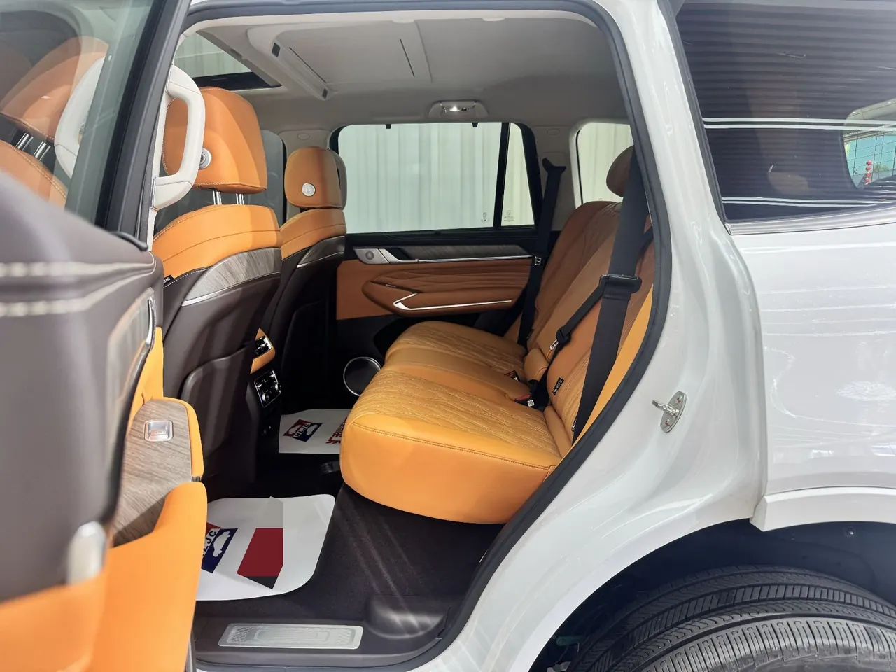 Tank 500 New Energy 2026 Model Tank 500 Hi4-T 2.0T Smart Enjoyment Version Automatic Transmission 9