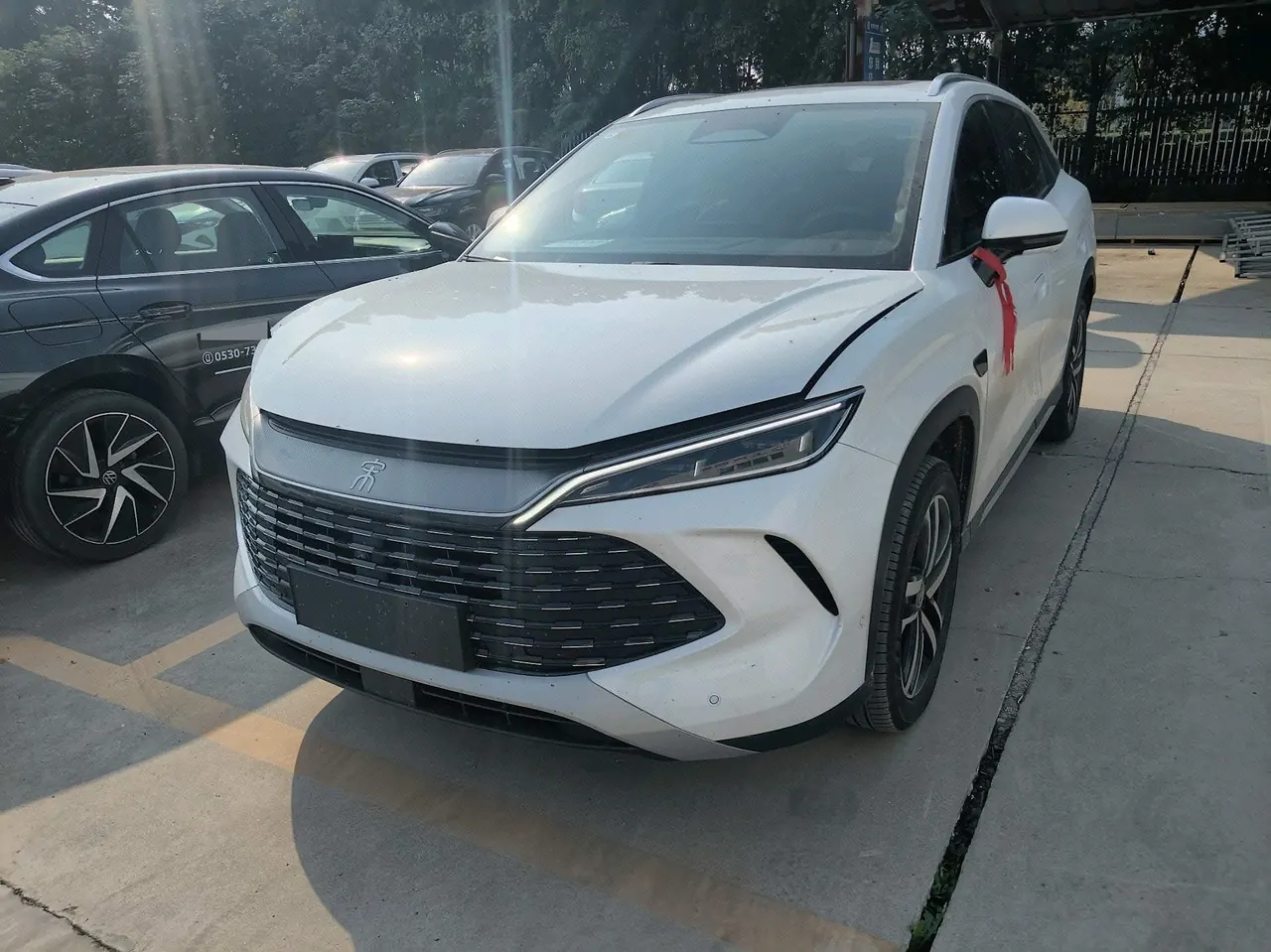 BYD 2026 Song L DM-i 1.5 Stepless 130KM Exceed Automatic - View 1