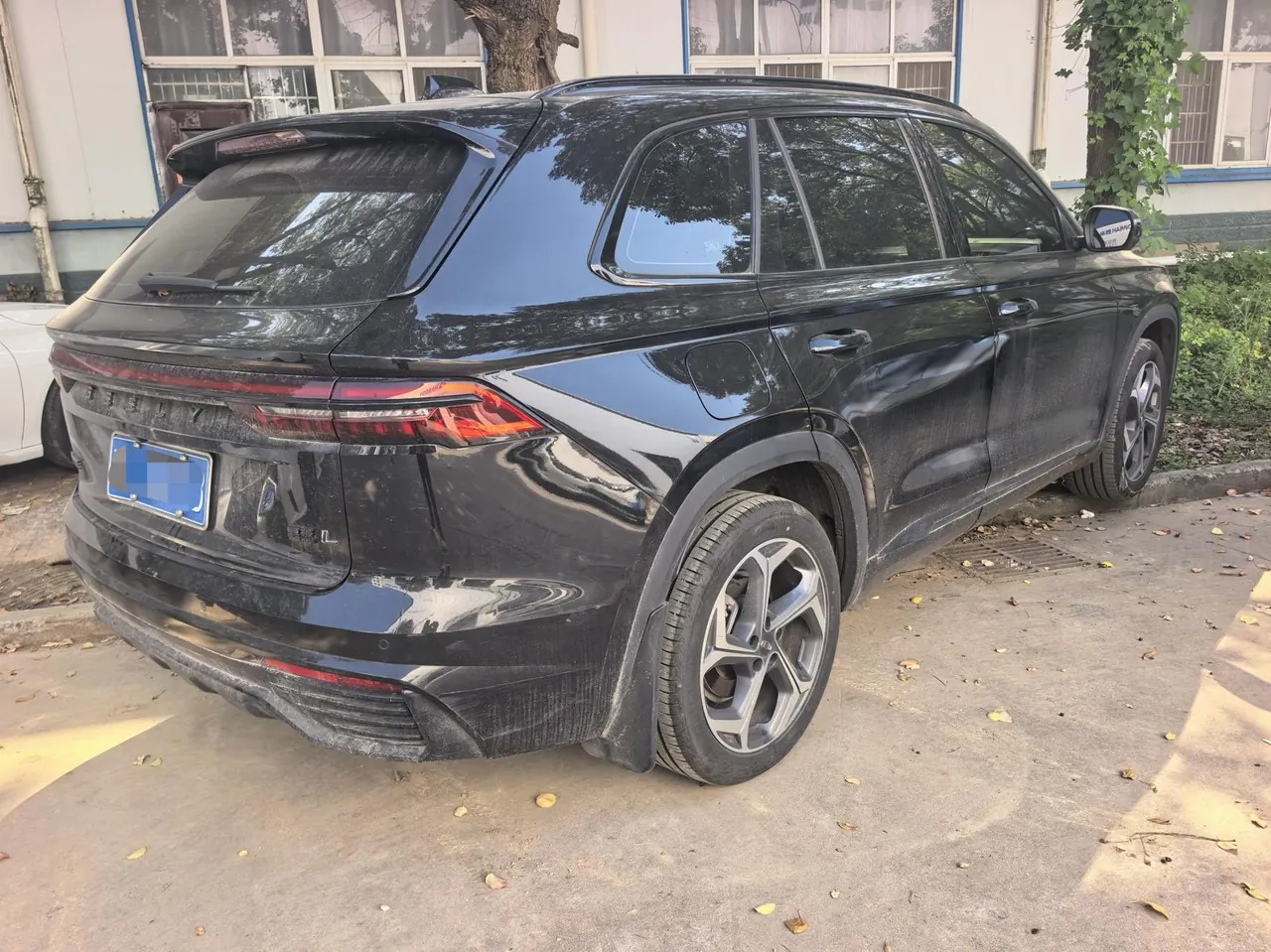 Geely 2024 XingyueL (Monjaro) 2.0TD EVO Two-Drive Long Wind Edition Automatic Gear 3