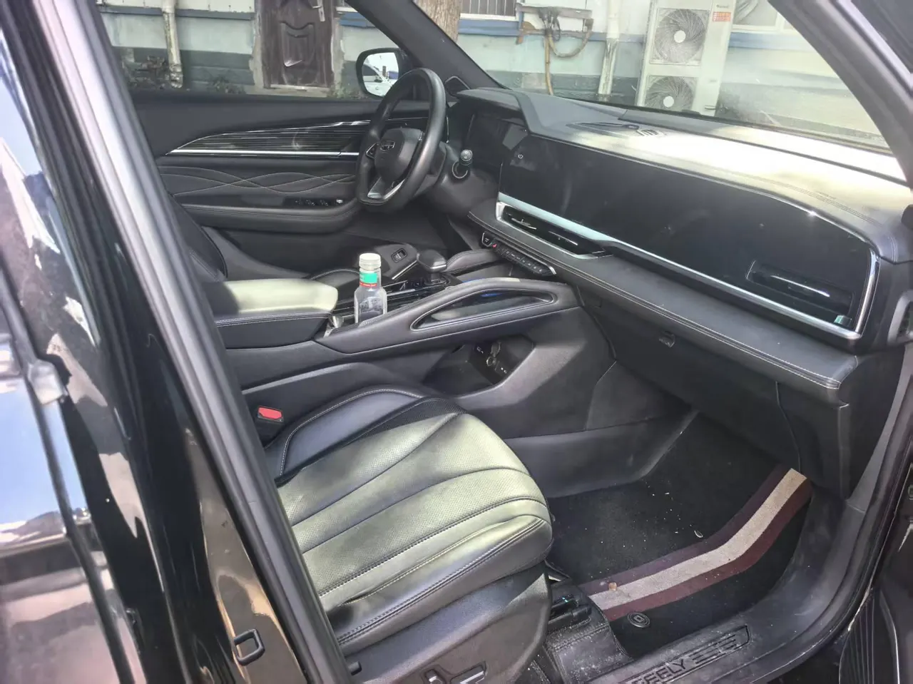 Geely 2024 XingyueL (Monjaro) 2.0TD EVO Two-Drive Long Wind Edition Automatic Gear 4
