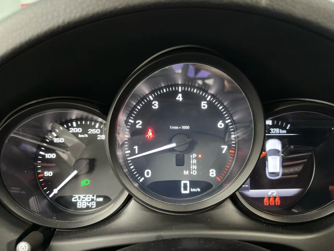 Porsche Macan (Imported) 2023 Macan 2.0T Automatic Gear 10