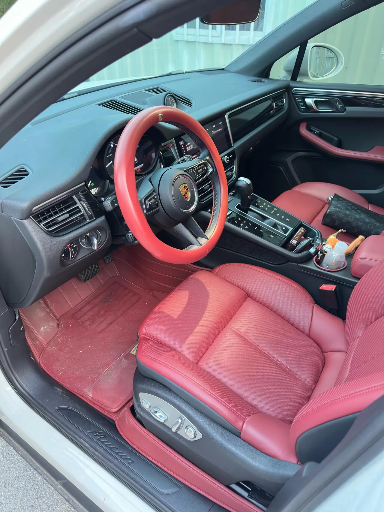 Porsche Macan (Imported) 2023 Macan 2.0T Automatic Gear 7