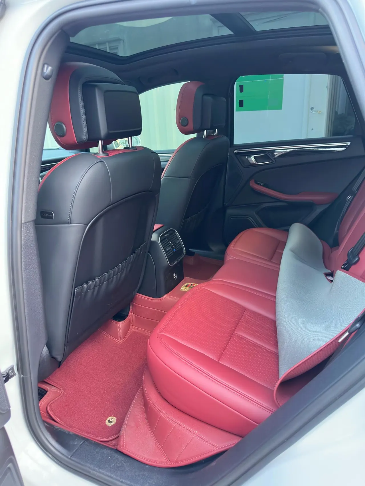 Porsche Macan (Imported) 2023 Macan 2.0T Automatic Gear 8