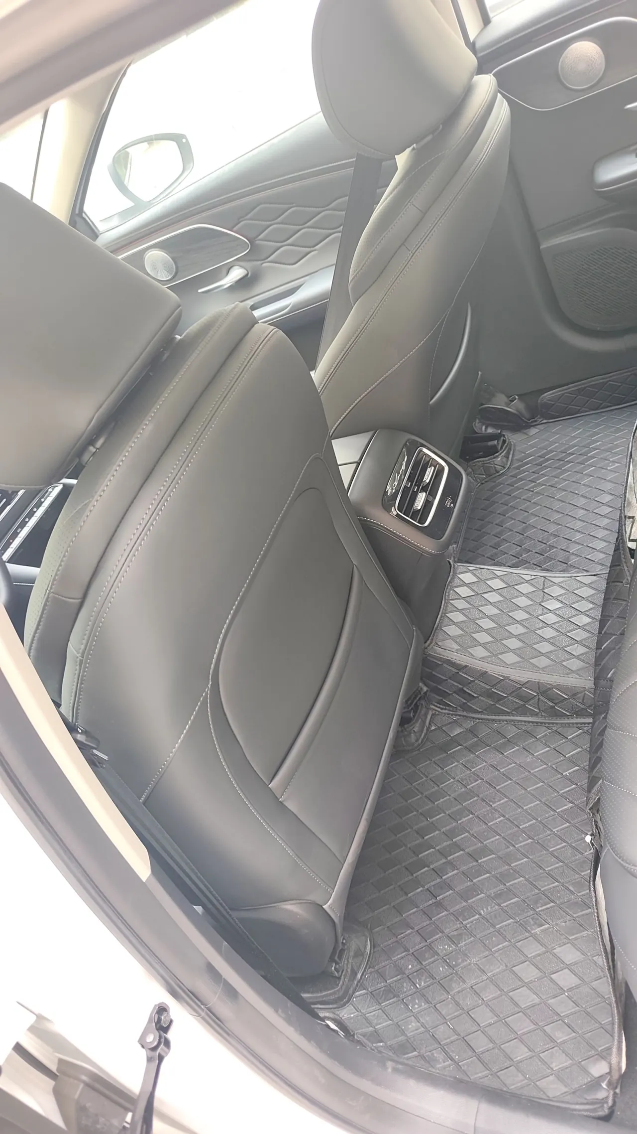 Chery 2025 Erez 8 Pro 1.6T Standard Automatic Gear 3