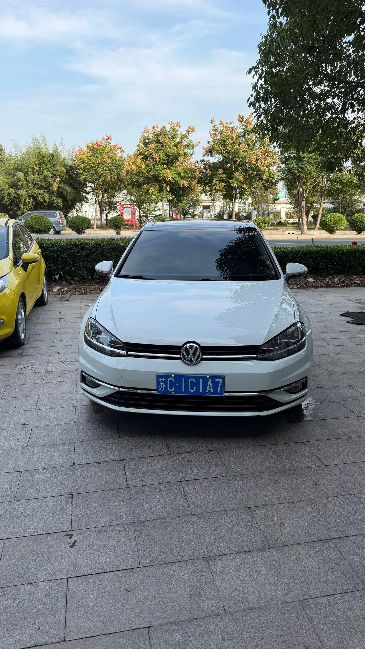 Volkswagen 2020 Golf 7 1.4TSI 280TSI Beloved Edition Comfortable Automatic 2