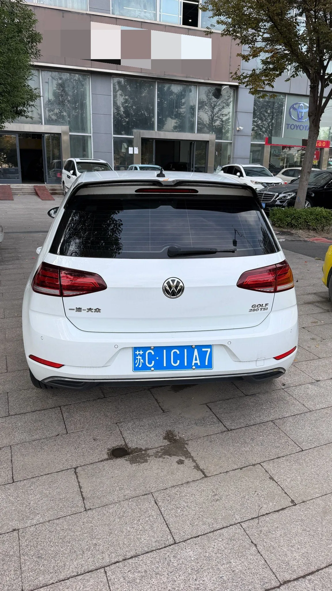 Volkswagen 2020 Golf 7 1.4TSI 280TSI Beloved Edition Comfortable Automatic 3