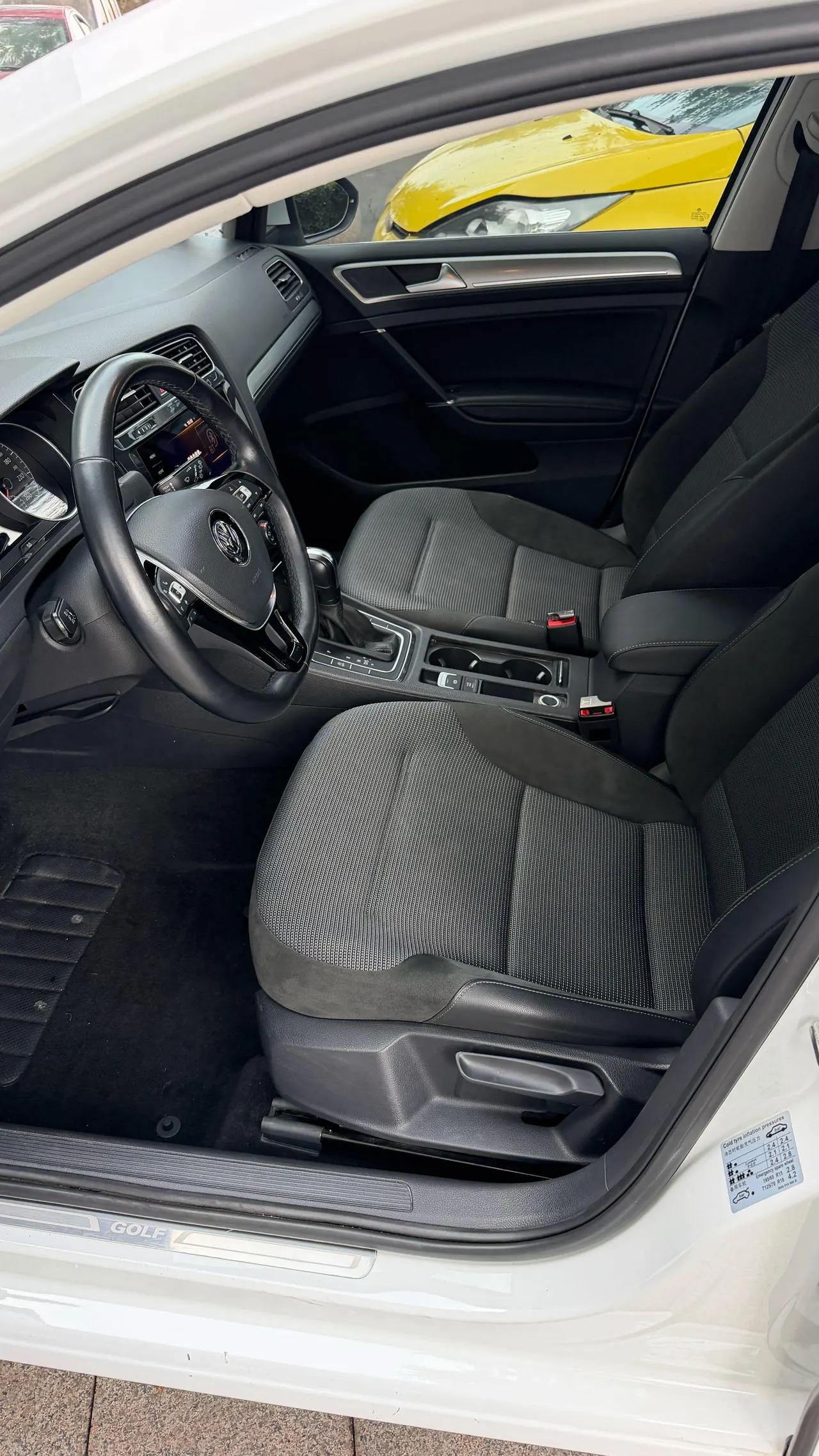 Volkswagen 2020 Golf 7 1.4TSI 280TSI Beloved Edition Comfortable Automatic 6