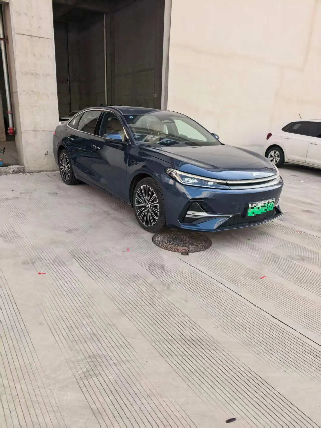 Geely Galaxy 2025 A7 EM-i 1.5 150km Starship Edition Automatic Gear 2