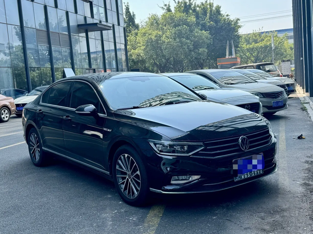 Volkswagen 2020 Magotan 2.0TSI 330TSI luxury automatic transmission 6