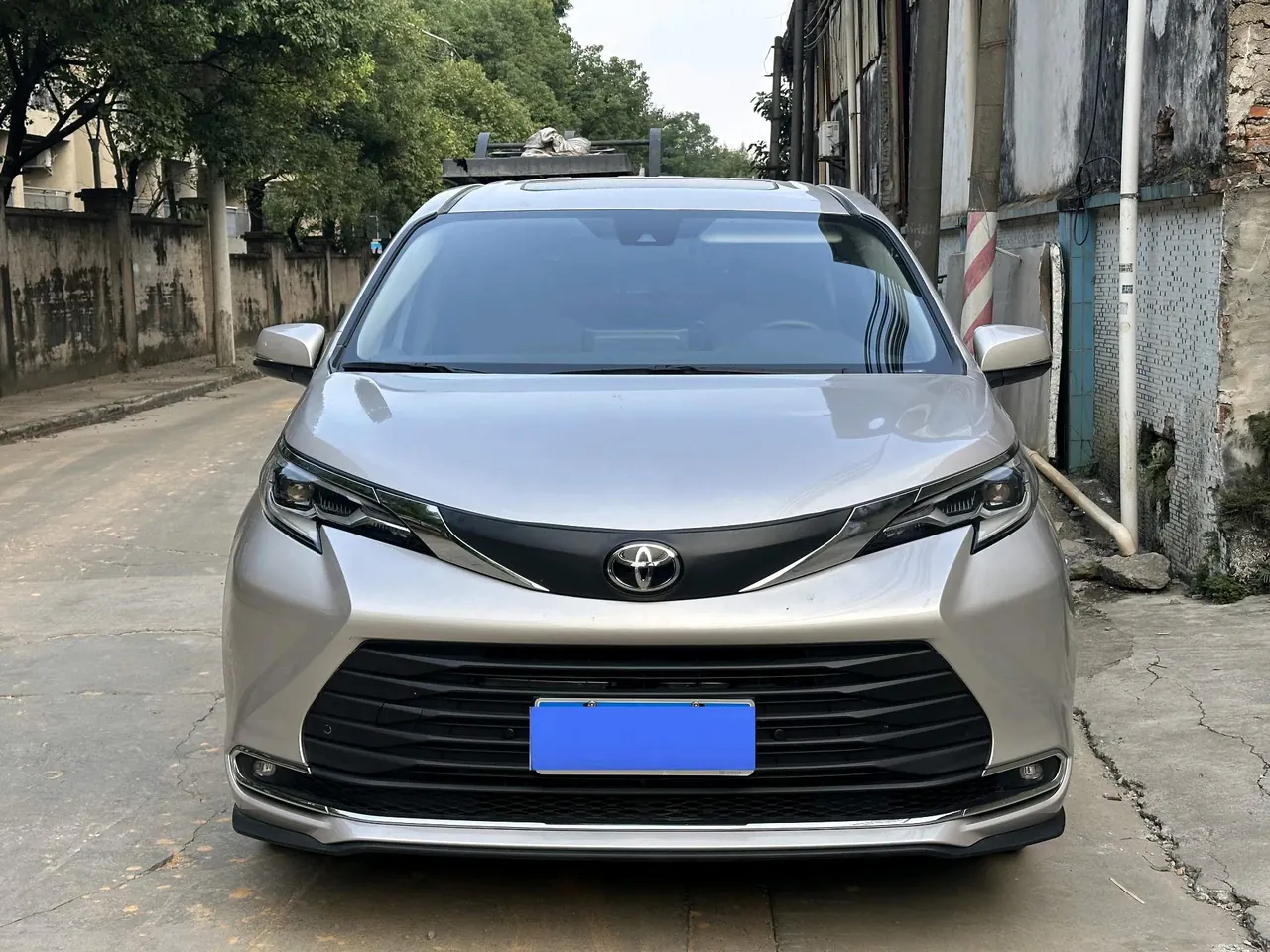 Toyota 2024 Sana 2.5 Stepless Comfort Edition Automatic Gear 4