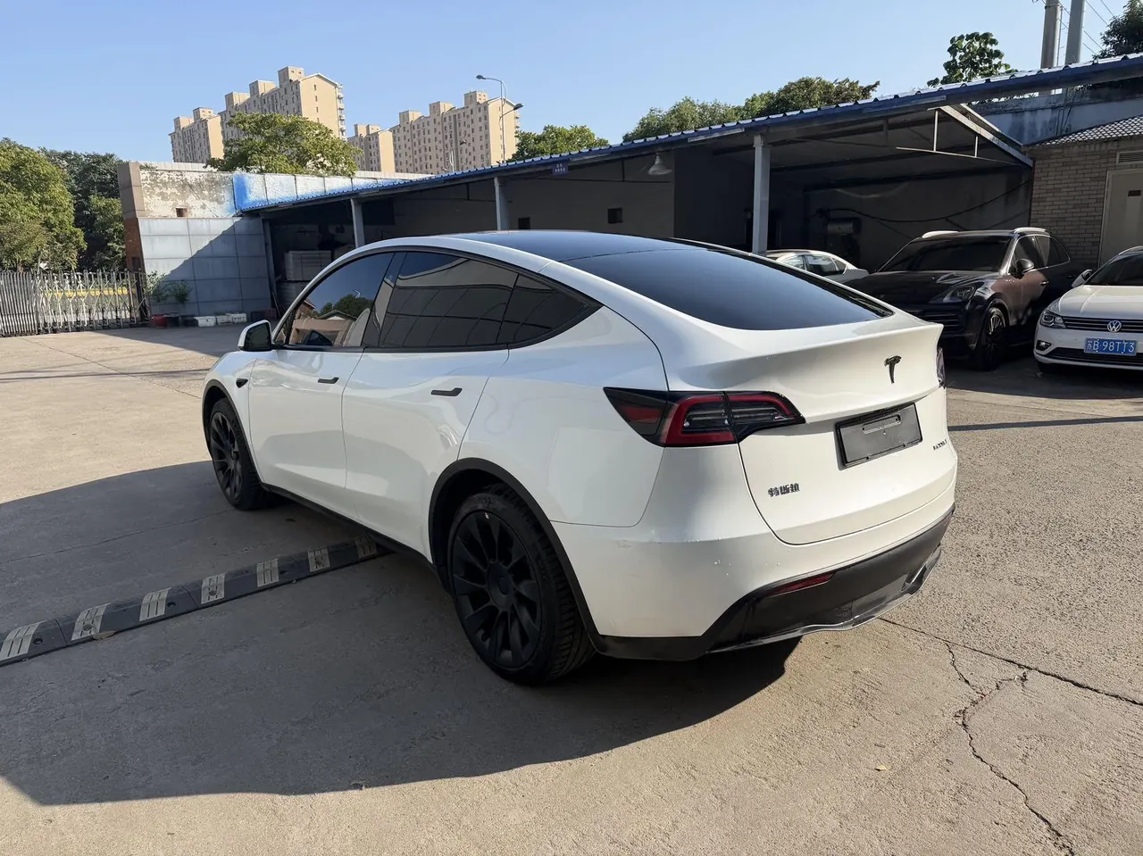 Tesla 2024 Model Y rear-wheel drive version automatic transmission 4