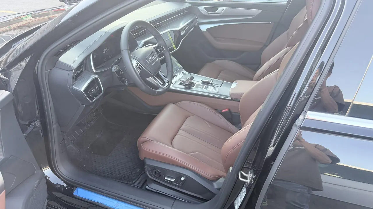 Audi 2025 A6L 2.0TFSI 40TFSI Deluxe Dynamic Automatic 5