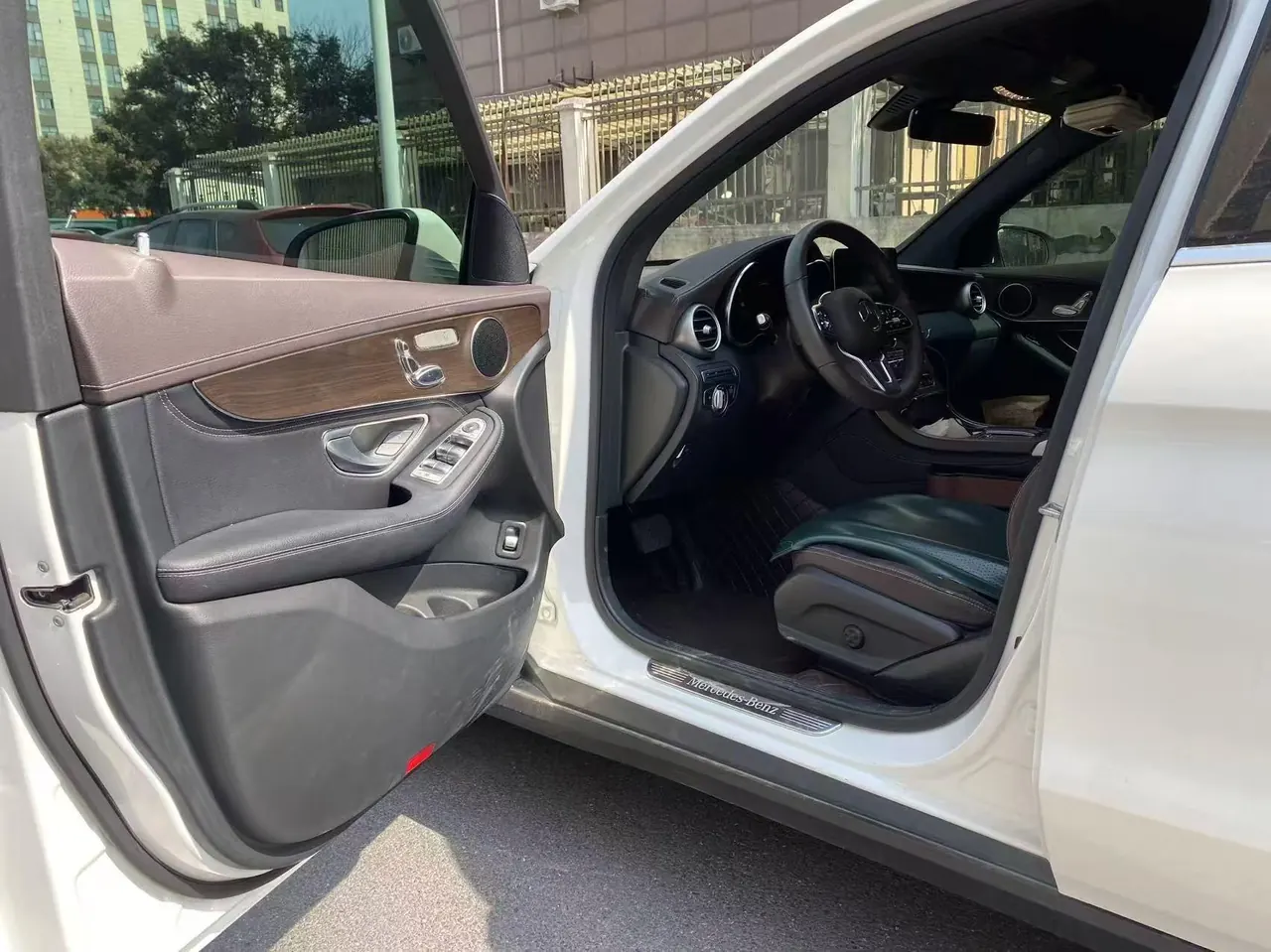 Mercedes Benz 2020 GLC 260 L 4MATIC 2.0T Dynamic (Modified) Automatic Gear 7