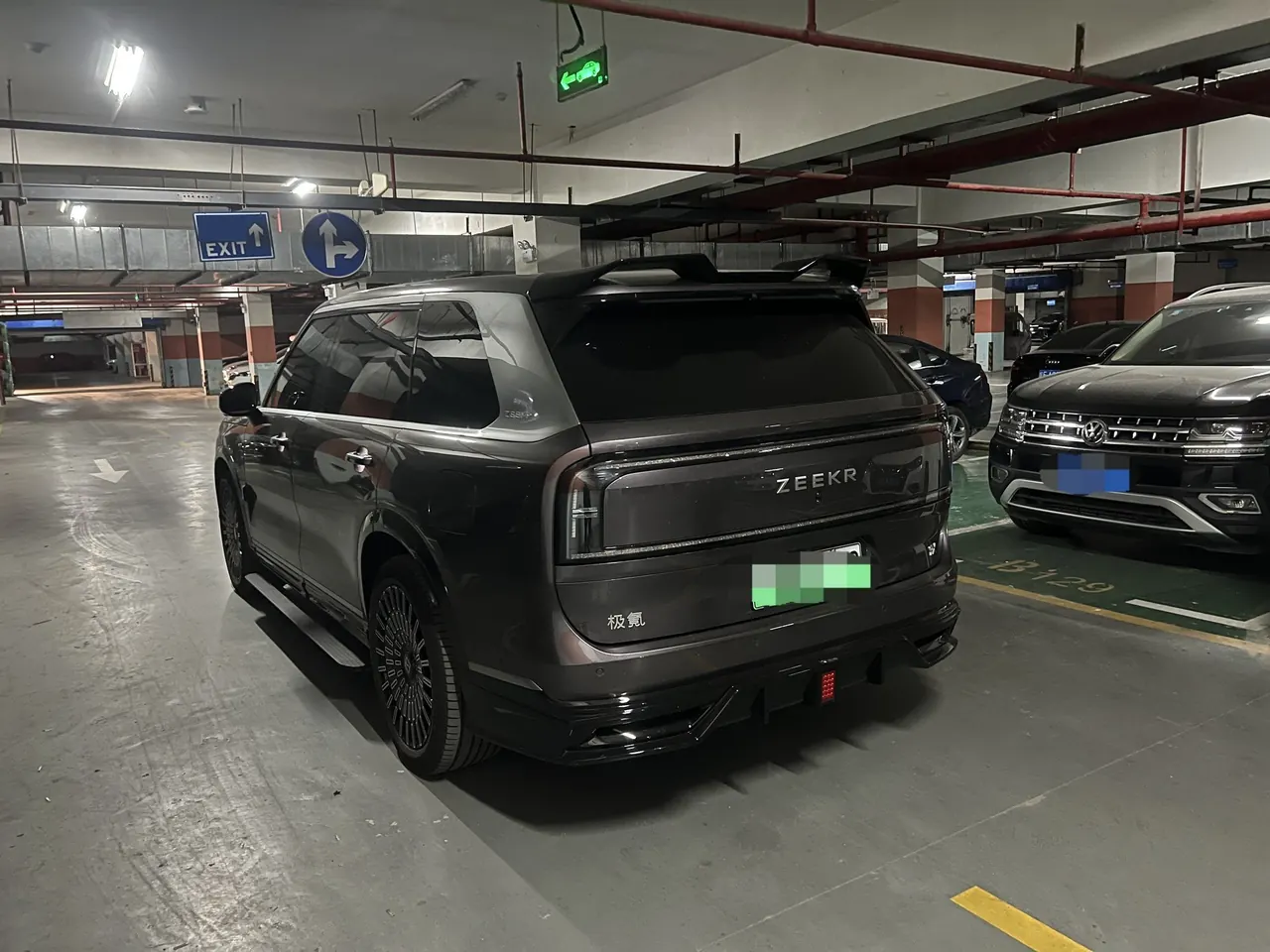 Zeekr 2025 Zeekr 9X 2.0T Hyper Edition 70kWh Automatic Gear 3