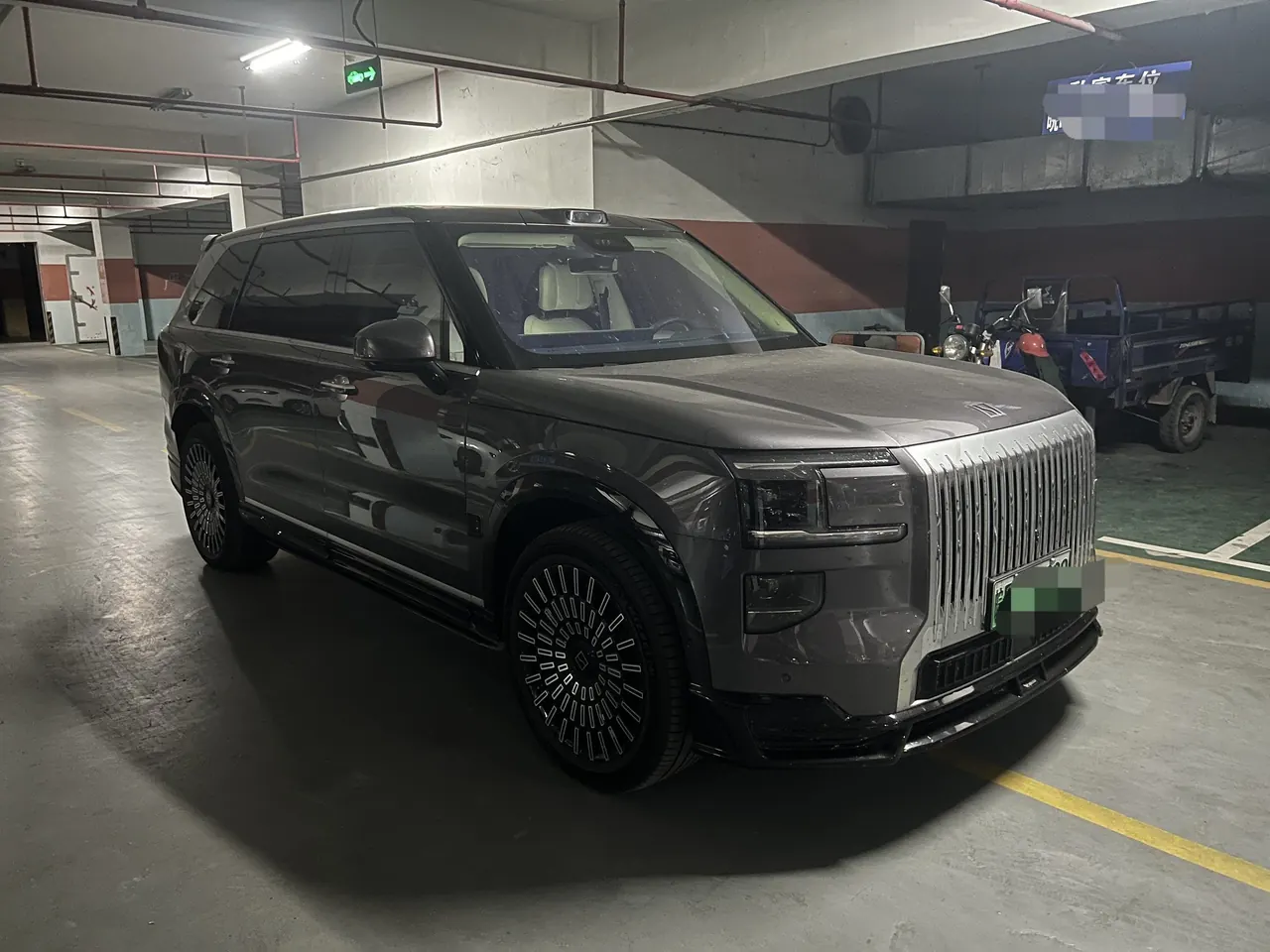 Zeekr 2025 Zeekr 9X 2.0T Hyper Edition 70kWh Automatic Gear 7
