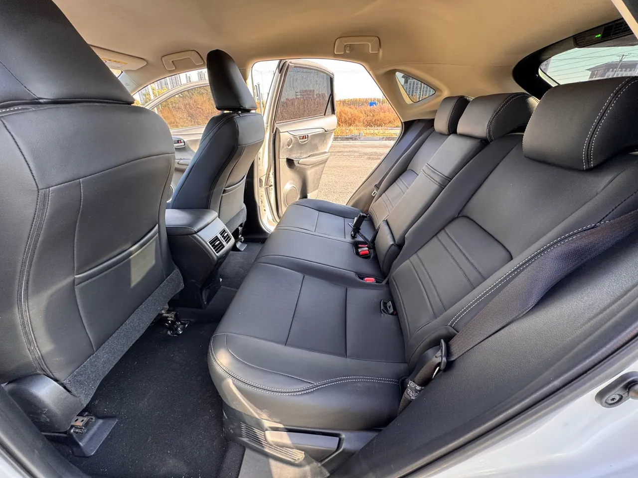 Lexus NX (Imported) 2020 NX200 2.0 Stepless Front Edition Automatic Gear 12